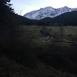 Au Pied Des Pistes *